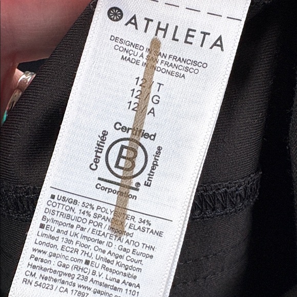 NWOT Athleta Skyline Utility Black Barrel Pant Size 12/T  (#650012) - Picture 5 of 7